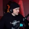 Стикер 47 Эмоджи
