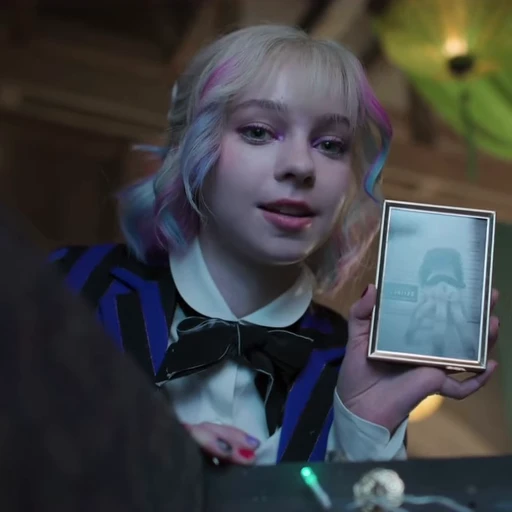 🍭 Стикер «Enid Sinclair» для Telegram