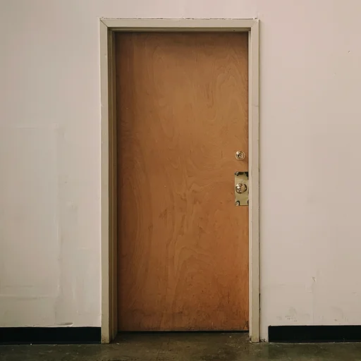 🚪 Стикер «Входные двери» для Telegram