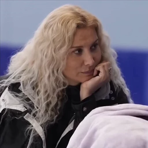 🤩 Стикер «Этери Тутберидзе» для Telegram