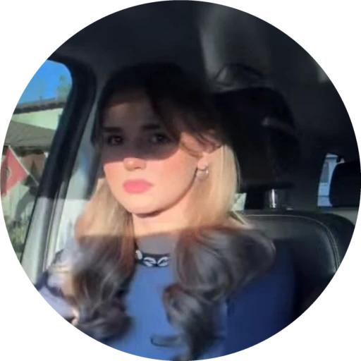 🫂 Стикер «Eva Miller» для Telegram