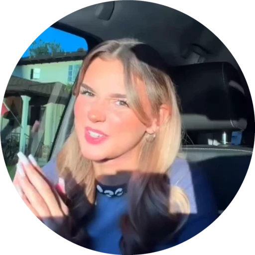 🫂 Стикер «Eva Miller» для Telegram