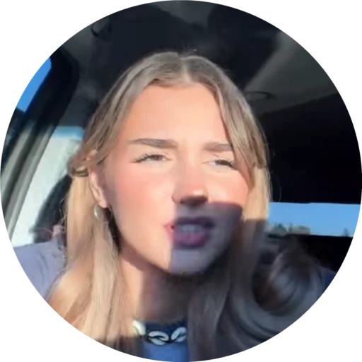 🫂 Стикер «Eva Miller» для Telegram