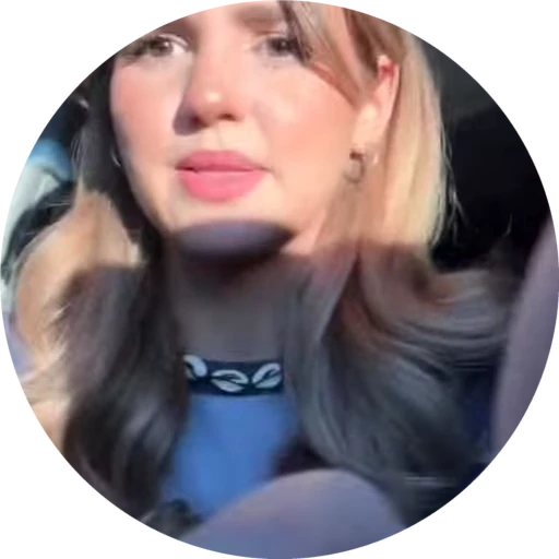 🫂 Стикер «Eva Miller» для Telegram