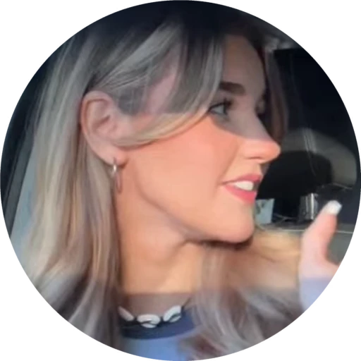 🫂 Стикер «Eva Miller» для Telegram