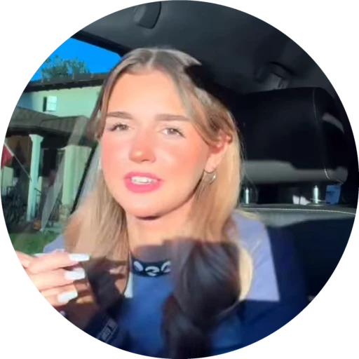 🫂 Стикер «Eva Miller» для Telegram