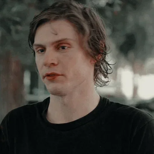 😐 Стикер «Evan Peters» для Telegram