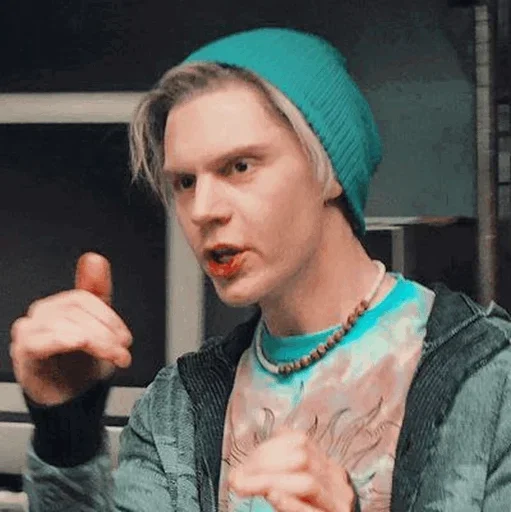 😐 Стикер «Evan Peters» для Telegram