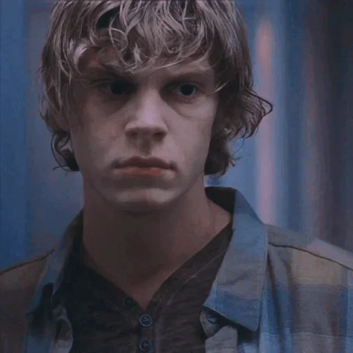 😐 Стикер «Evan Peters» для Telegram