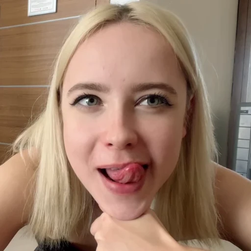 😋 Стикер «Evmurкино» для Telegram