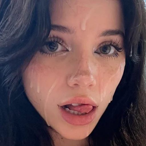 💋 Стикер «раздень девушку -» для Telegram