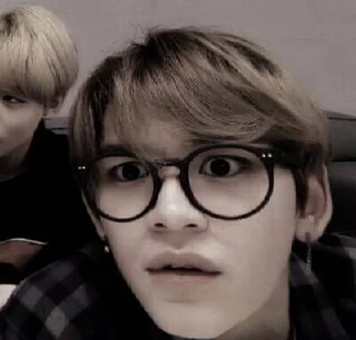 ⛓ Стикер «LUCAS NCT» для Telegram