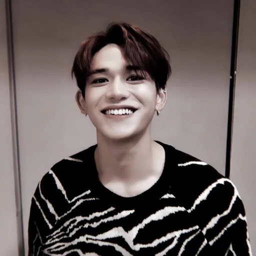 ⛓ Стикер «LUCAS NCT» для Telegram