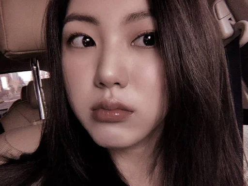 🎐 Стикер «EUNBIN CLC» для Telegram