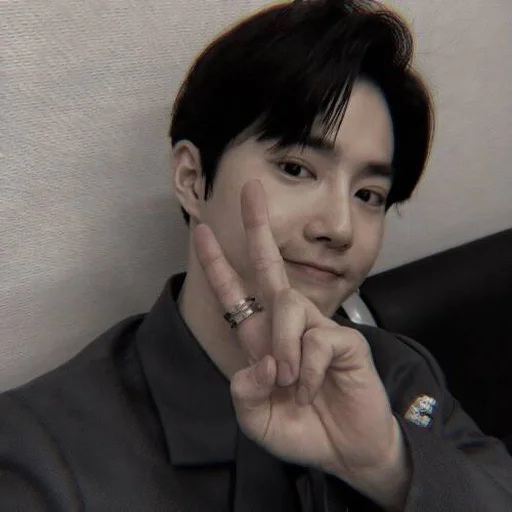 ⚱️ Стикер «SUHO EXO» для Telegram