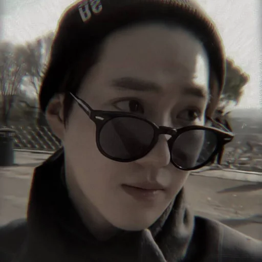 ⚱️ Стикер «SUHO EXO» для Telegram