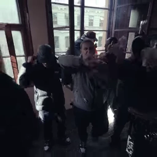 🙌 Стикер «FRIENDLY THUG 52» для Telegram