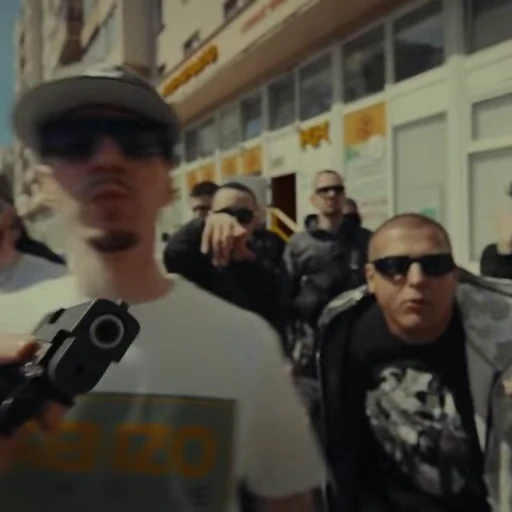 🖕 Стикер «FRIENDLY THUG 52» для Telegram