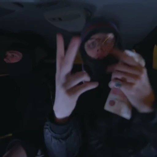 ✌️ Стикер «FRIENDLY THUG 52» для Telegram
