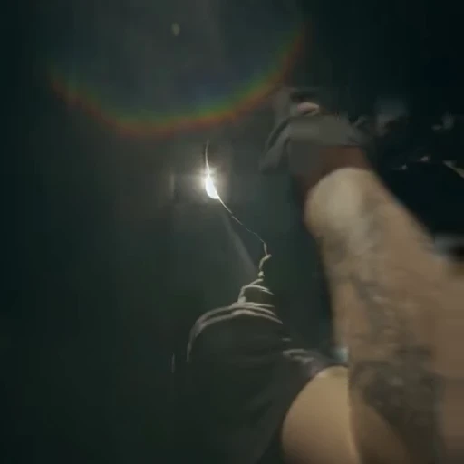 😭 Стикер «FRIENDLY THUG 52» для Telegram