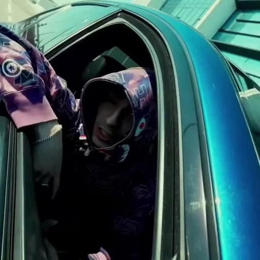 🚙 Стикер «FRIENDLY THUG 52» для Telegram