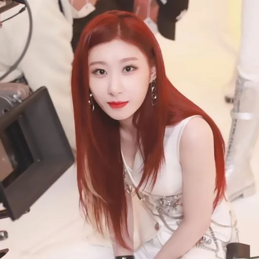 🌡 Стикер «Chaeryeong» для Telegram