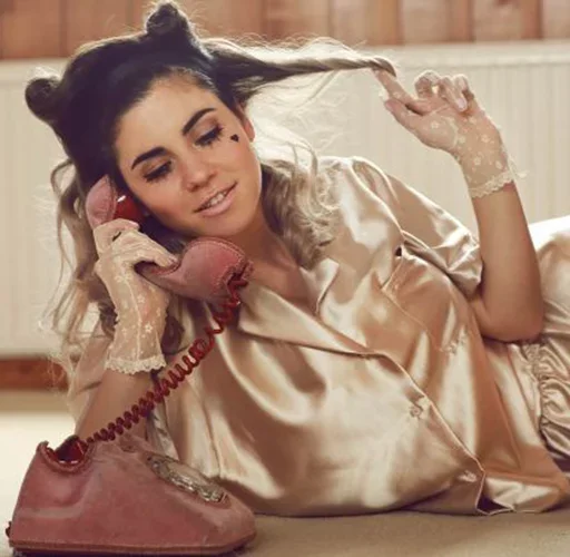 🧐 Стикер «Fashion is my profession» для Telegram
