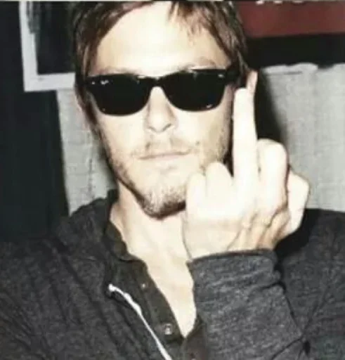 🖕 Стикер «Norman Reedus» для Telegram