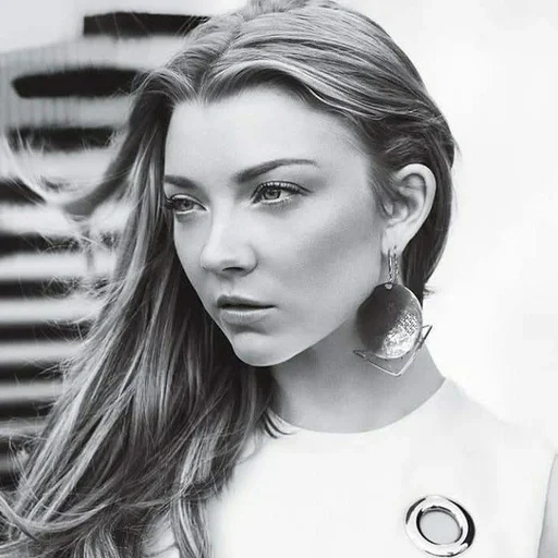 🖤 Стикер «Natalie Dormer» для Telegram