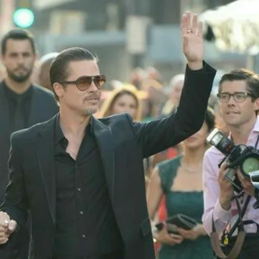 ✋ Стикер «Brad Pitt» для Telegram