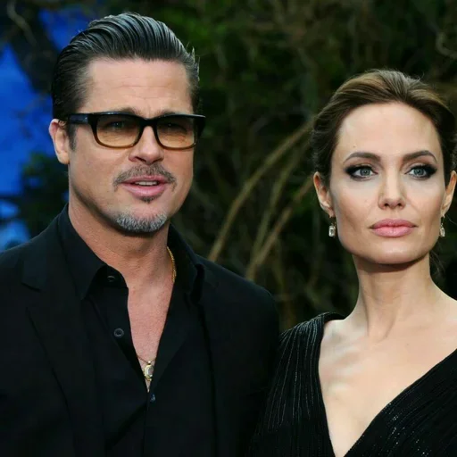 😎 Стикер «Brad Pitt» для Telegram