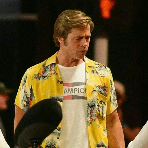 🤨 Стикер «Brad Pitt» для Telegram