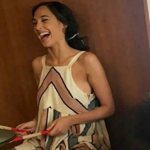 🤣 Стикер «Gal Gadot» для Telegram
