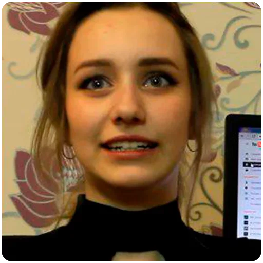 😔 Стикер «Russian girl» для Telegram