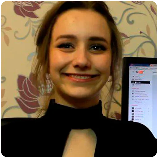 😑 Стикер «Russian girl» для Telegram