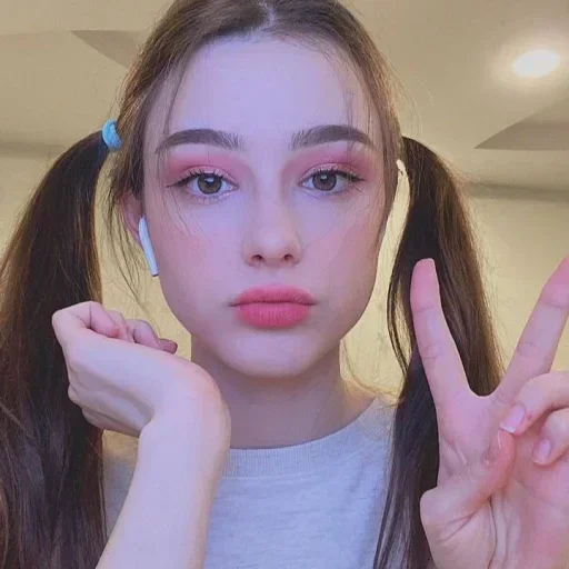 💜 Стикер «foR giRlZ)» для Telegram
