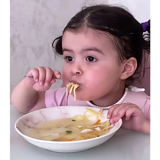🍜 Стикер «Пельмешка» для Telegram