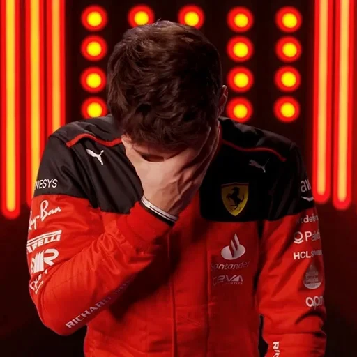 🫢 Стикер «formula 1f 1f 1f 1» для Telegram