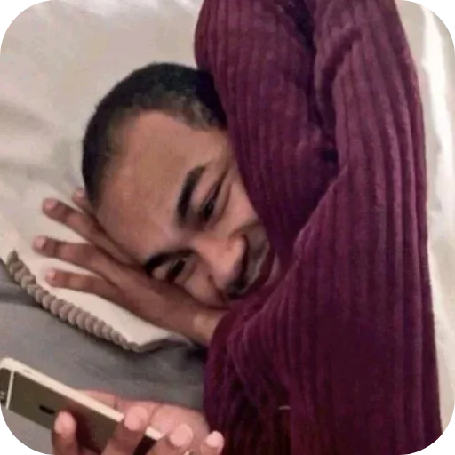 😊 Стикер «Фотки с ТТ» для Telegram