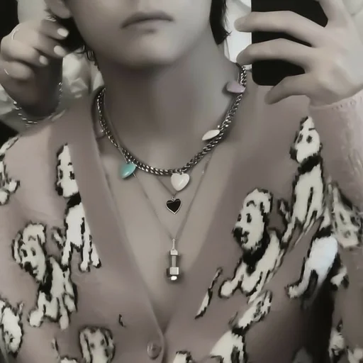 🌹 Стикер «TAEHYUNG» для Telegram