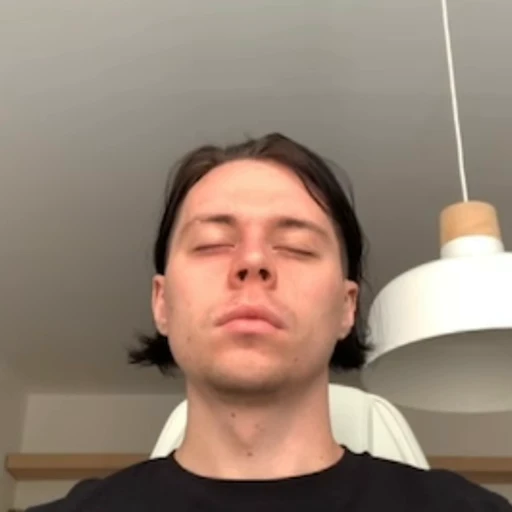 😶‍🌫️ Стикер «фраме тамер» для Telegram
