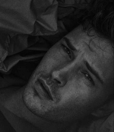 😑 Стикер «Francisco Lachowski» для Telegram