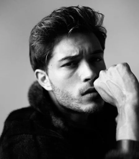 🧐 Стикер «Francisco Lachowski» для Telegram