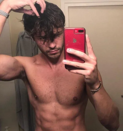 🤳 Стикер «Francisco Lachowski» для Telegram