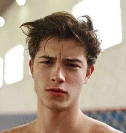 😙 Стикер «Francisco Lachowski» для Telegram