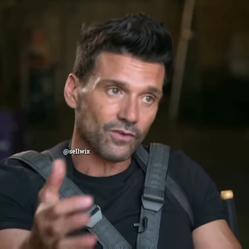 🫀 Стикер «frank grillo» для Telegram