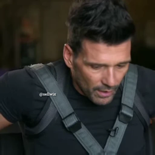 🫀 Стикер «frank grillo» для Telegram