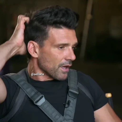 🫀 Стикер «frank grillo» для Telegram