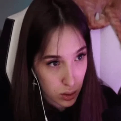 🤪 Стикер «что-то между 89 и фрик» для Telegram