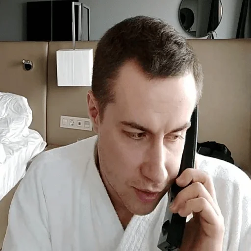 📞 Стикер «что-то между 89 и фрик» для Telegram